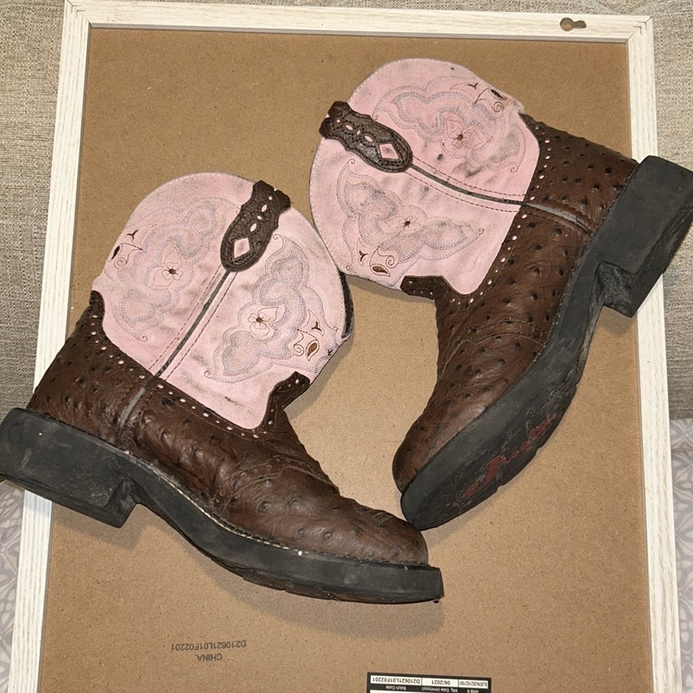Pink Justin Boots